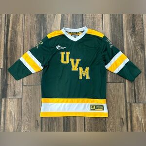 University of Vermont UVM Youth Hockey Jersey Size M (12 - 14) Green and Yellow
